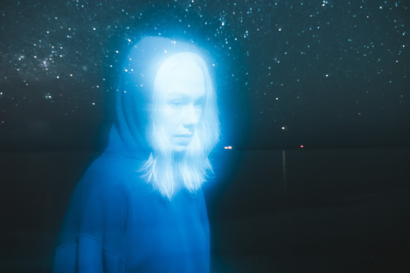 Photo: Phoebe Bridgers (Credit: Olof Grind) PHOEBE BRIDGERS